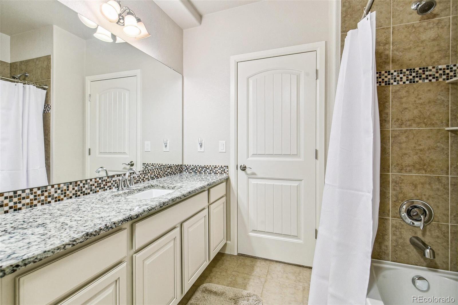 MLS Image #27 for 2280 s norse street,denver, Colorado