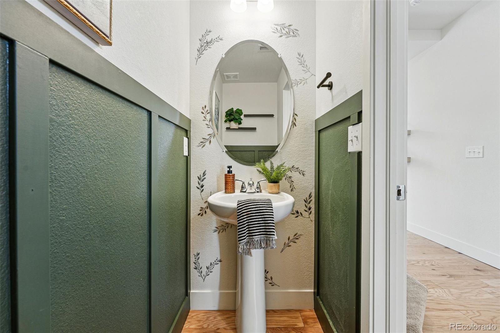 MLS Image #11 for 10123  zeno street,commerce city, Colorado