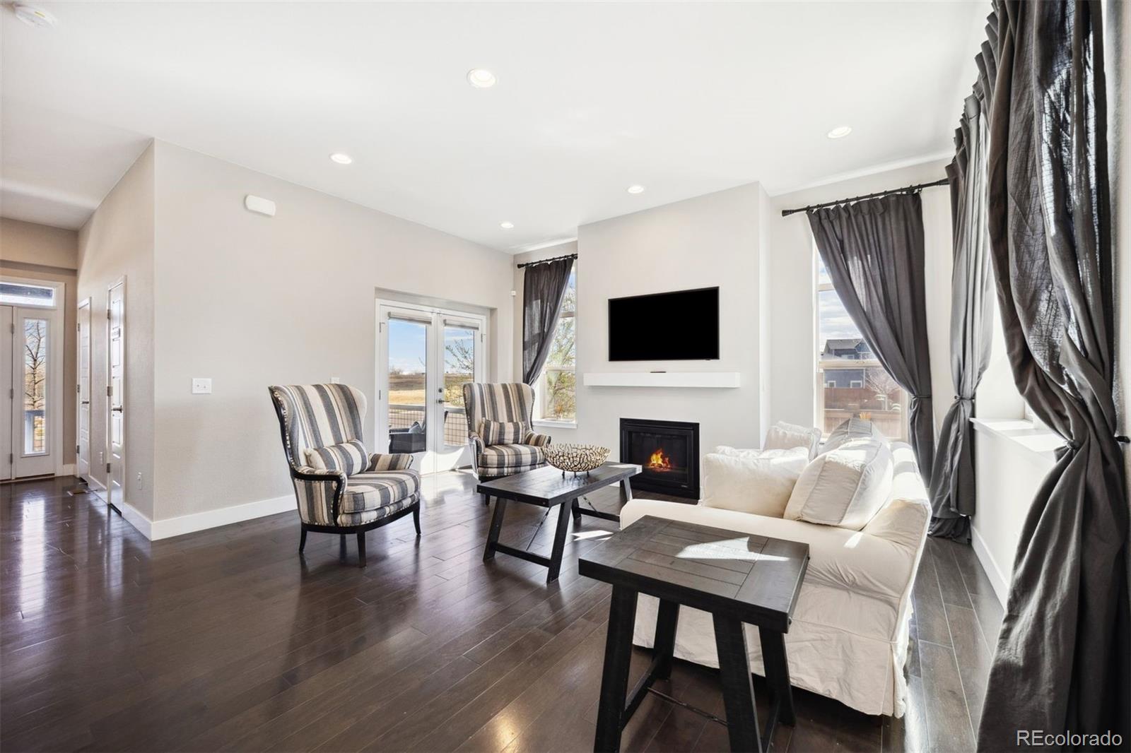 MLS Image #7 for 5965  hanover street,denver, Colorado