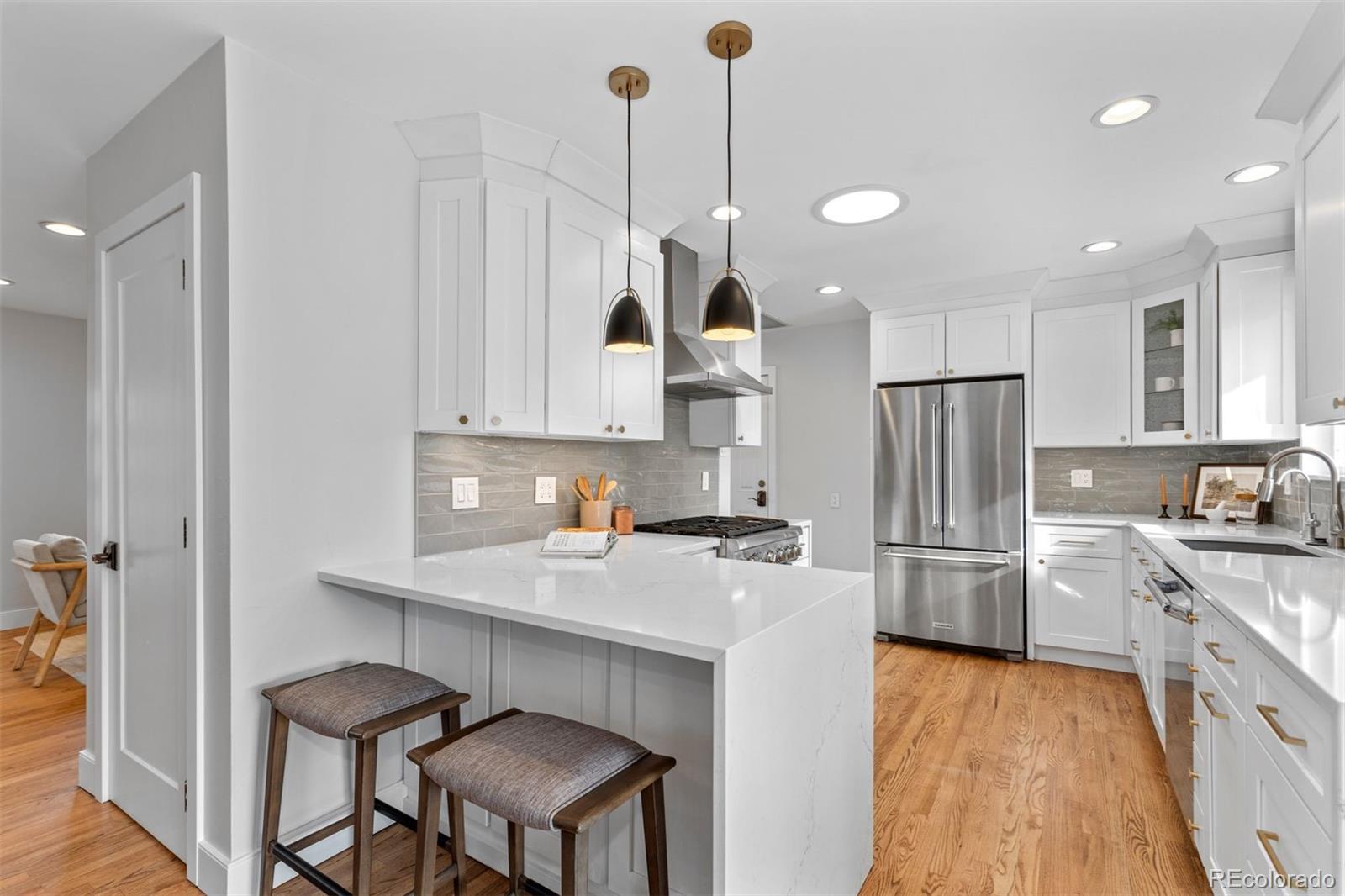 MLS Image #11 for 756 s glencoe street,denver, Colorado