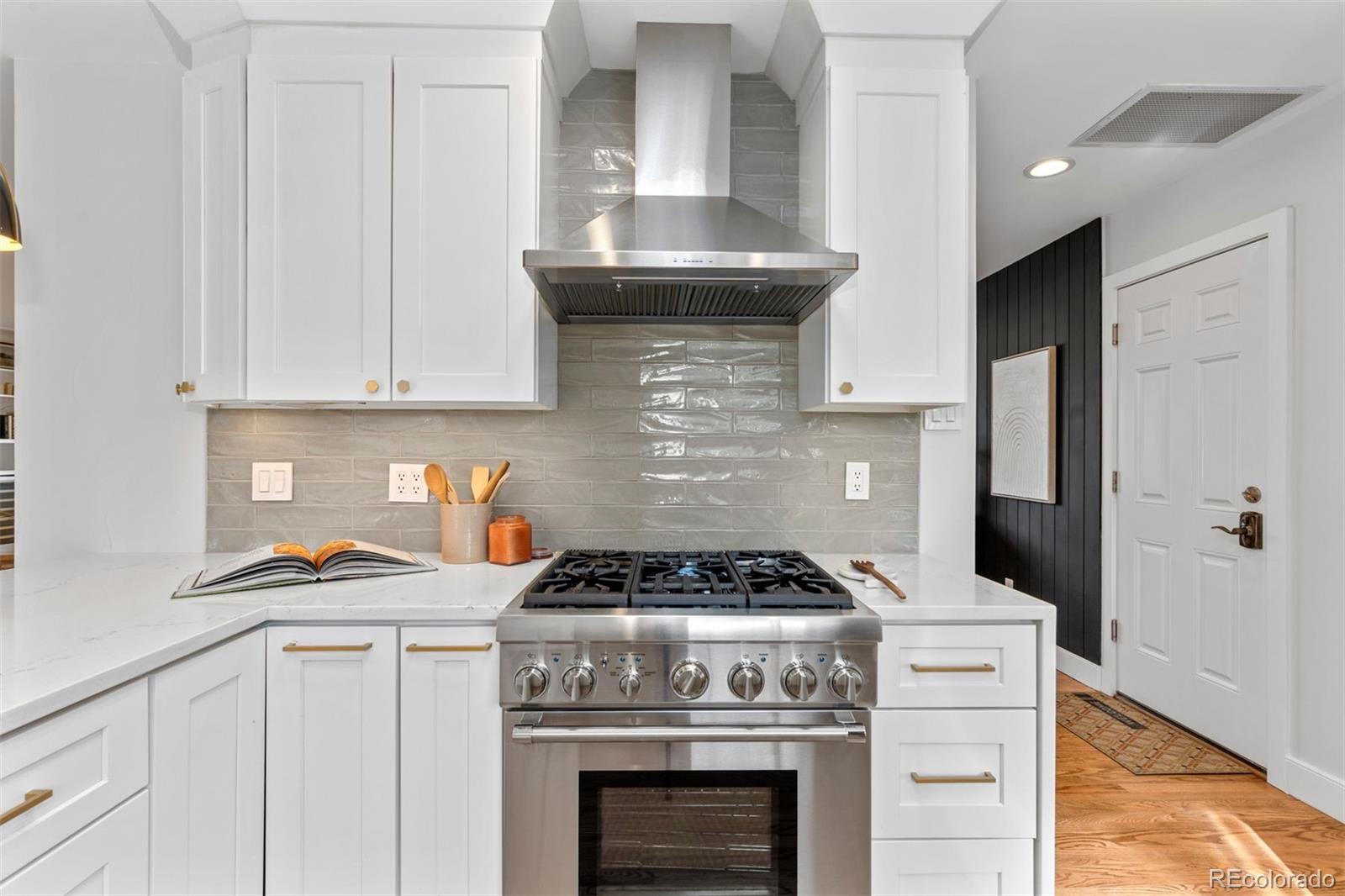 MLS Image #14 for 756 s glencoe street,denver, Colorado