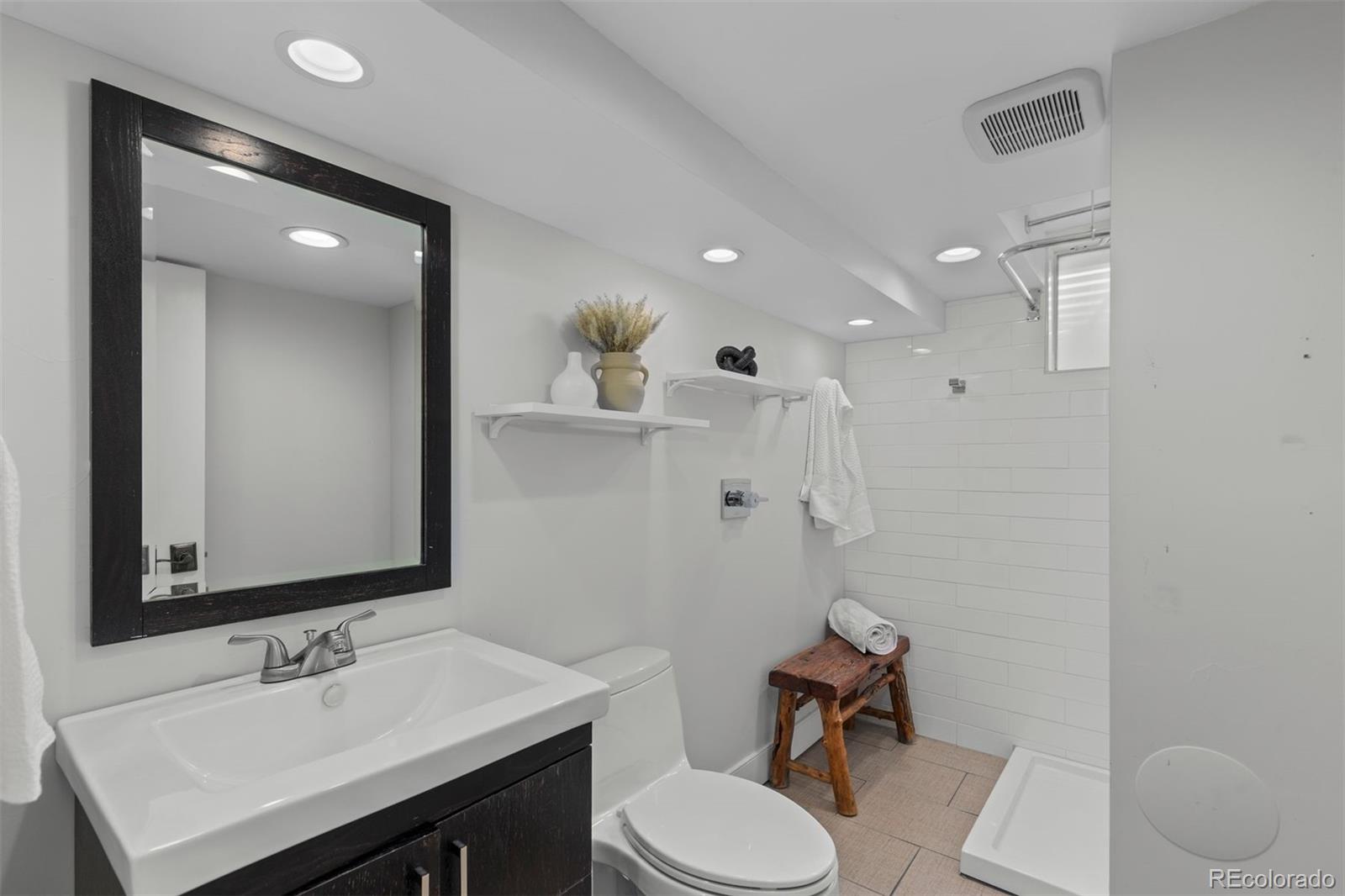 MLS Image #32 for 756 s glencoe street,denver, Colorado
