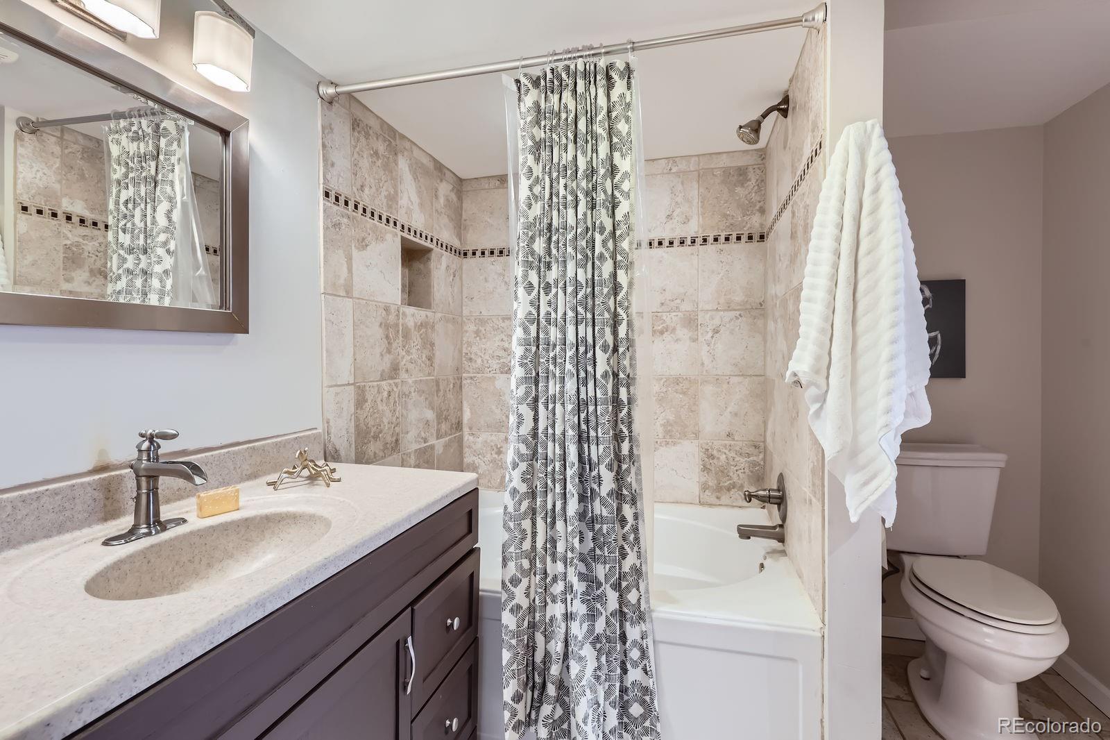 MLS Image #19 for 1050 n corona street,denver, Colorado