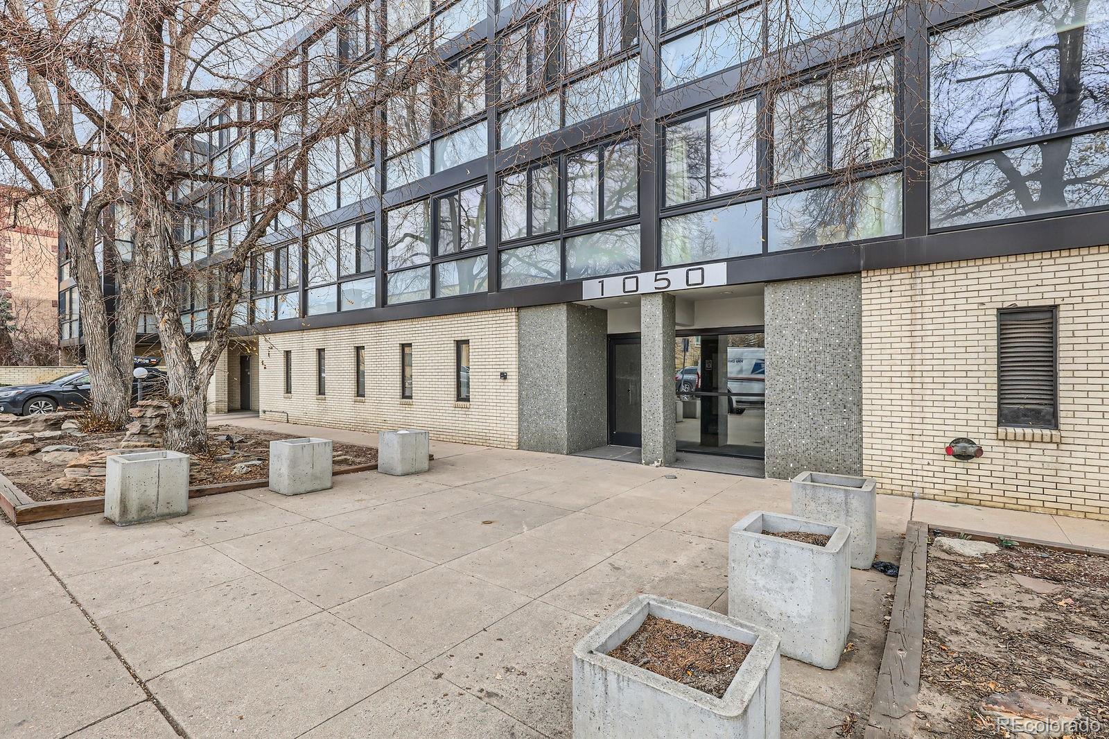 MLS Image #7 for 1050 n corona street,denver, Colorado