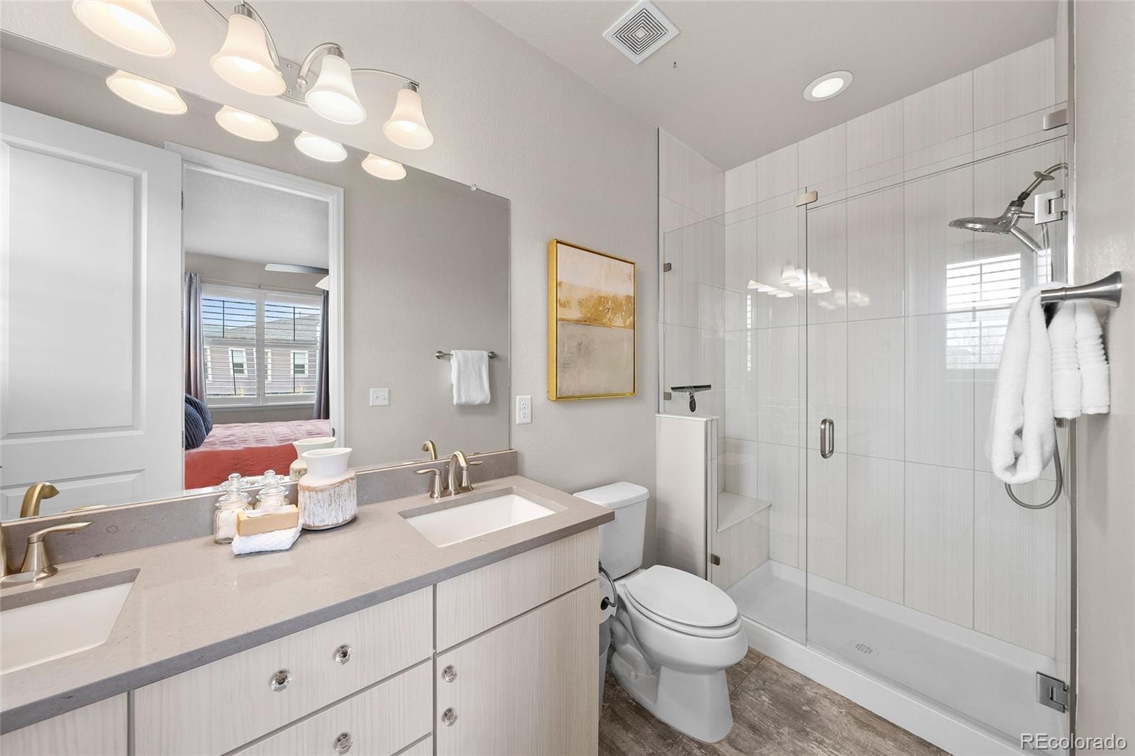 MLS Image #13 for 4190 e warren avenue,denver, Colorado