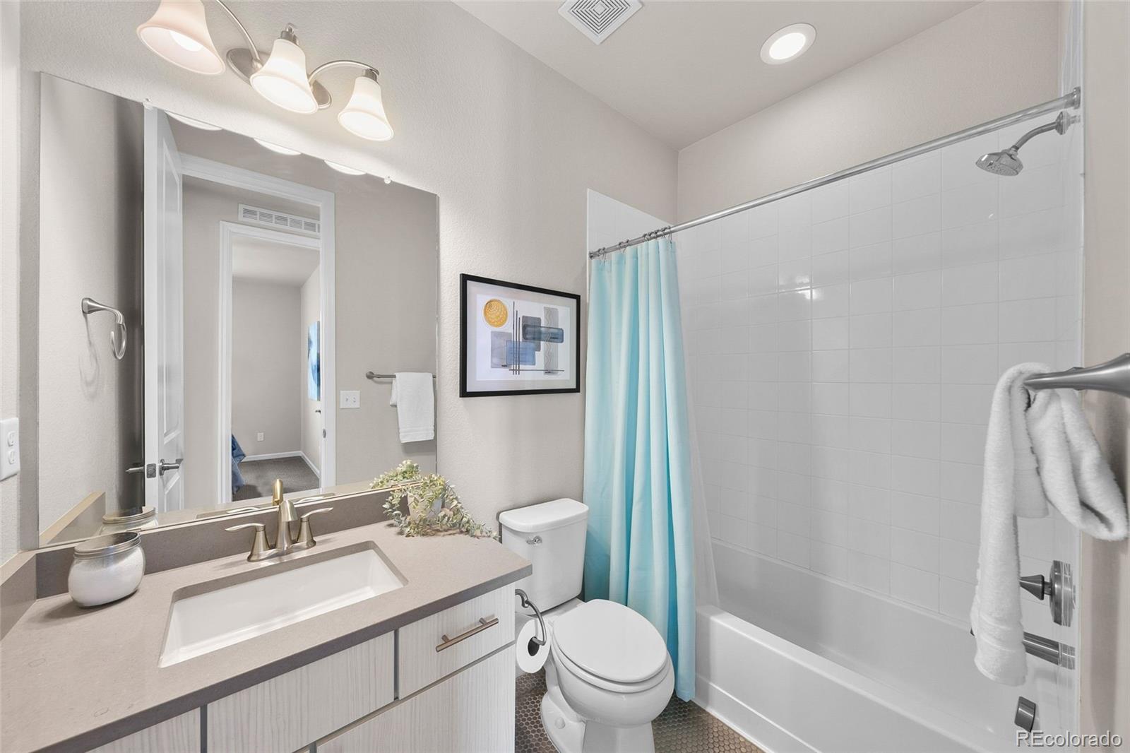 MLS Image #18 for 4190 e warren avenue,denver, Colorado