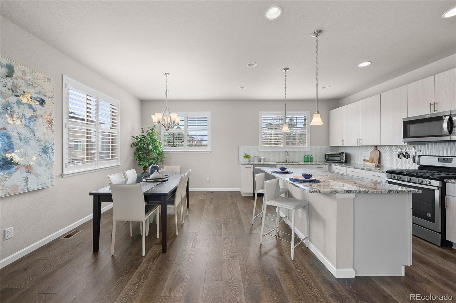 MLS Image #7 for 4190 e warren avenue,denver, Colorado