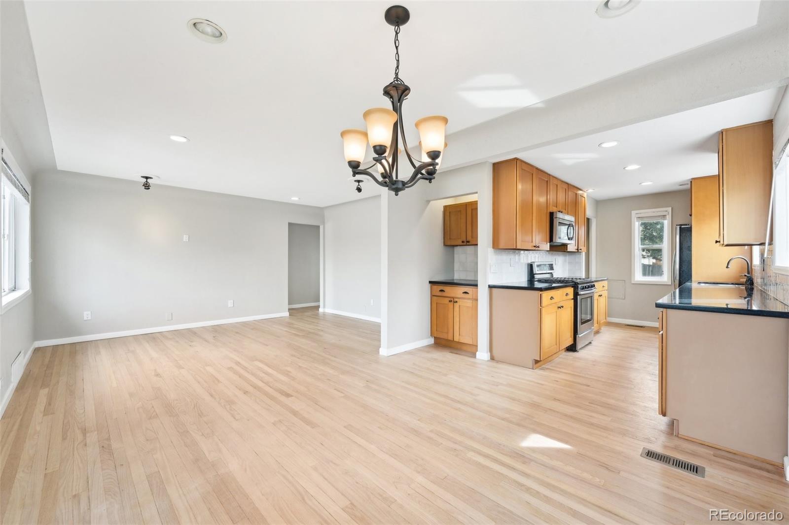MLS Image #11 for 1632 s josephine street,denver, Colorado