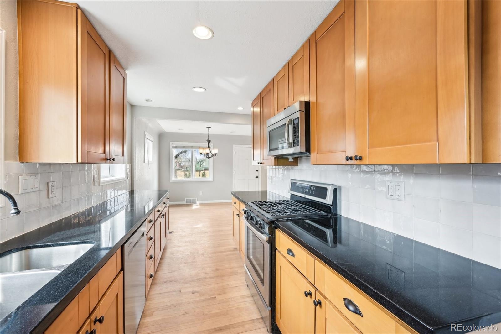 MLS Image #16 for 1632 s josephine street,denver, Colorado