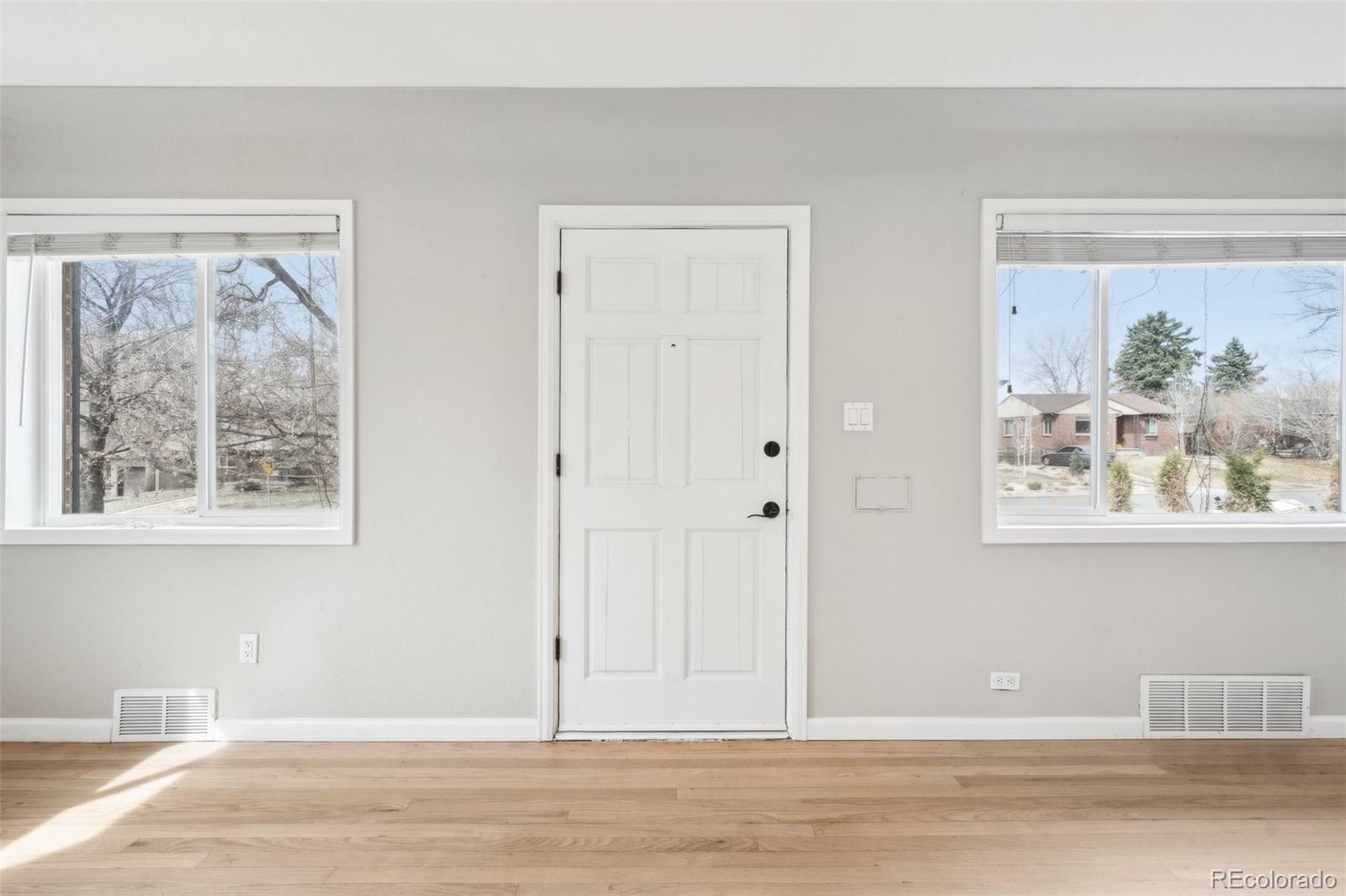 MLS Image #2 for 1632 s josephine street,denver, Colorado