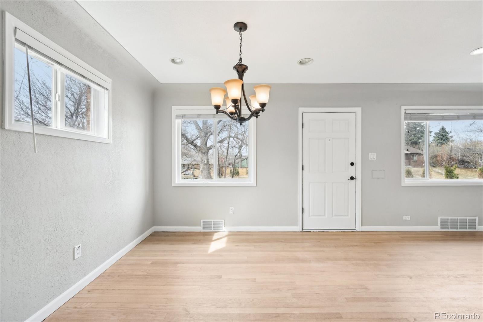 MLS Image #7 for 1632 s josephine street,denver, Colorado