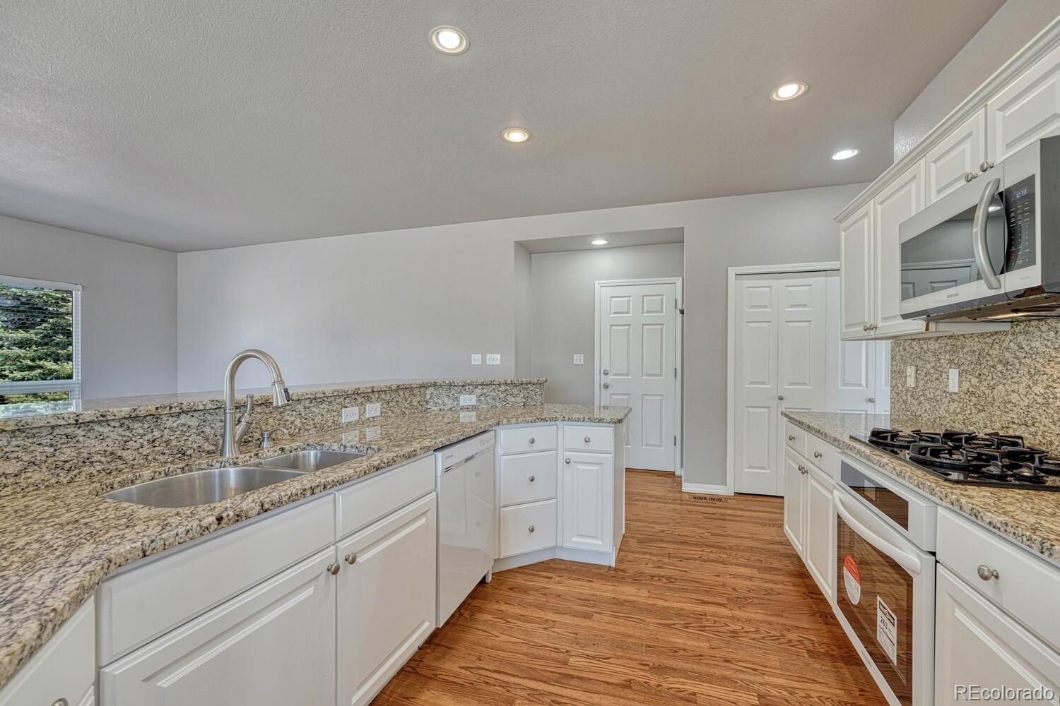 MLS Image #11 for 9918  sully court,colorado springs, Colorado