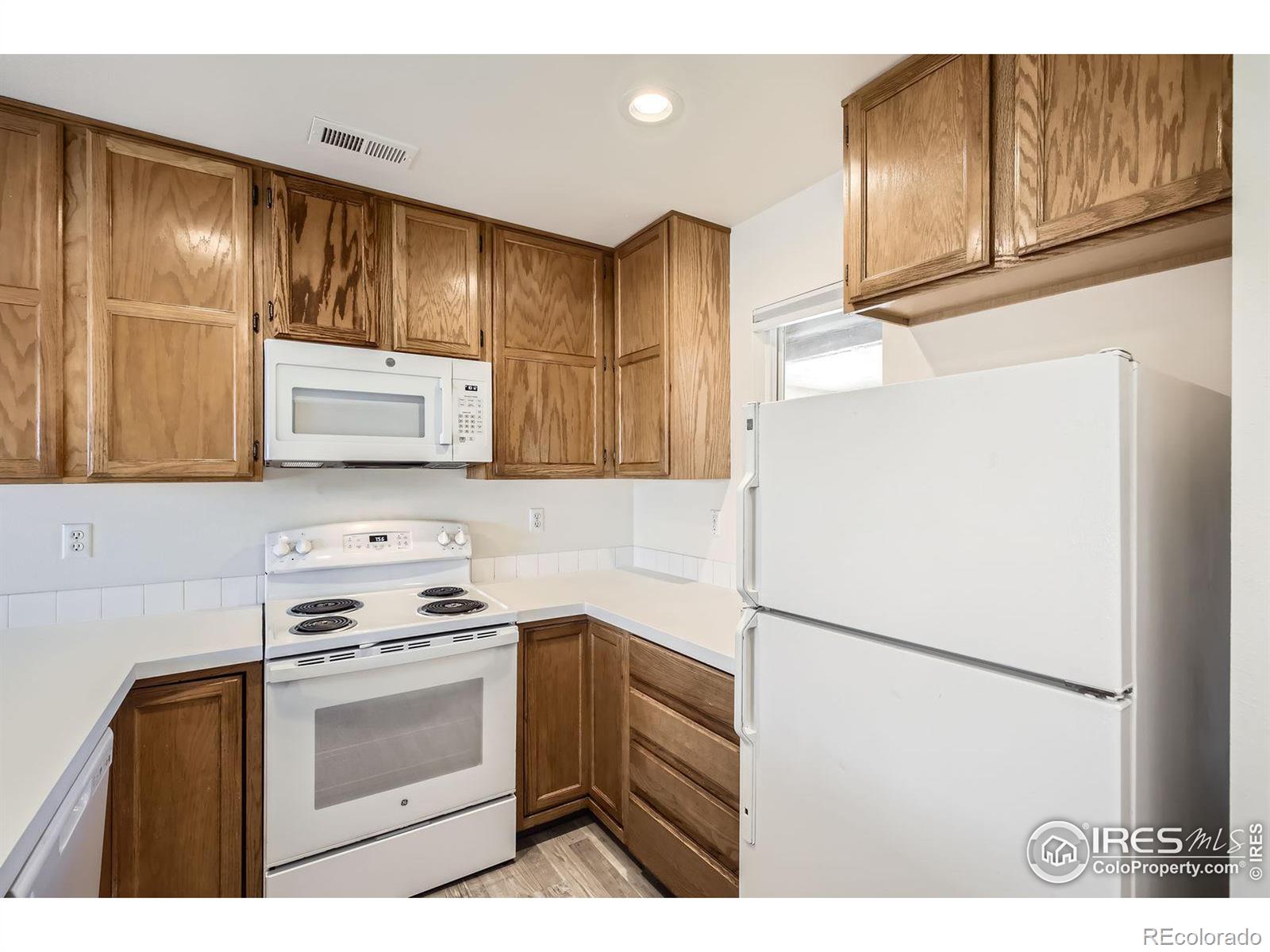 MLS Image #10 for 2960 w stuart street,fort collins, Colorado