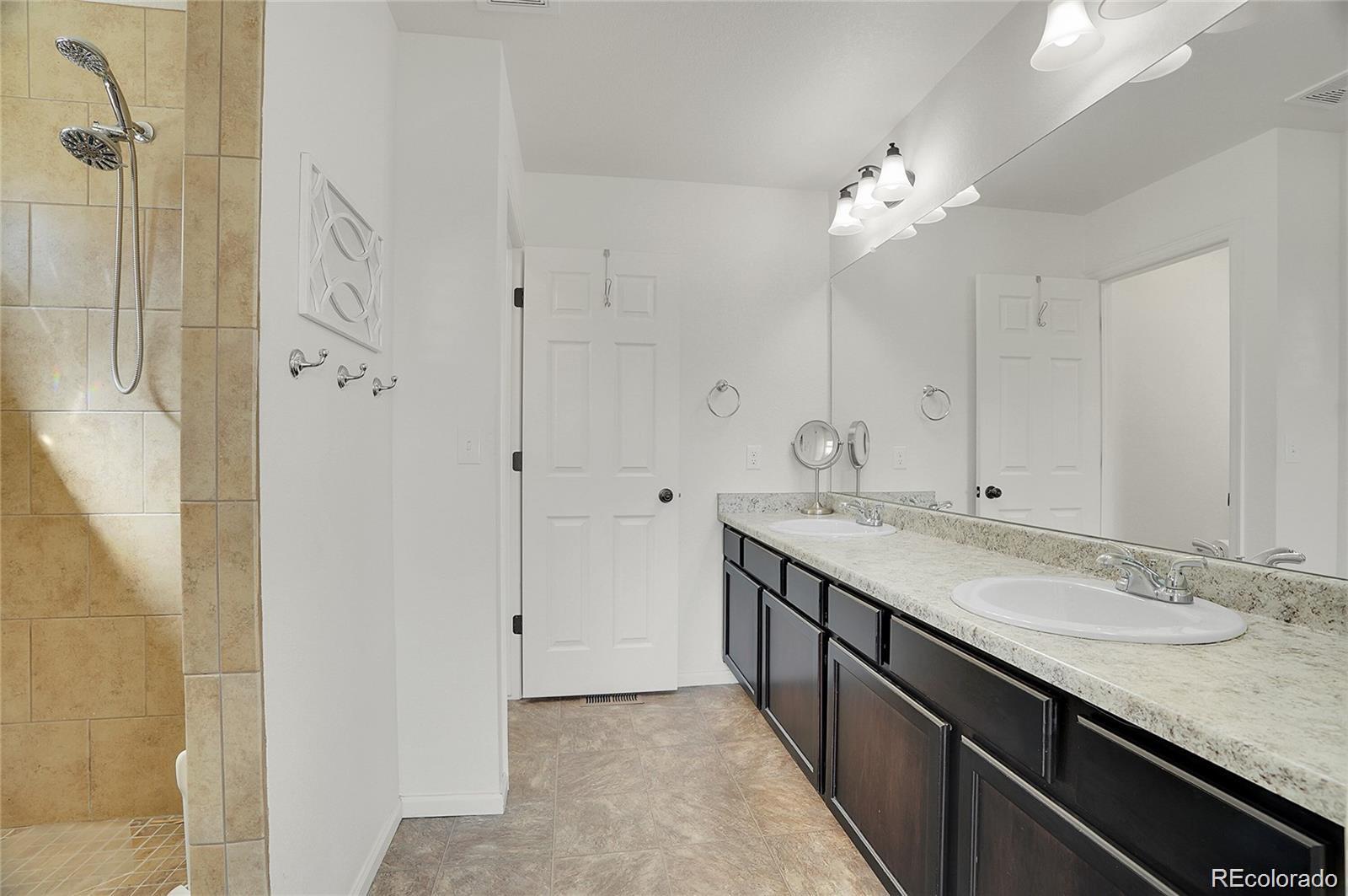 MLS Image #26 for 4996  cathay court,denver, Colorado