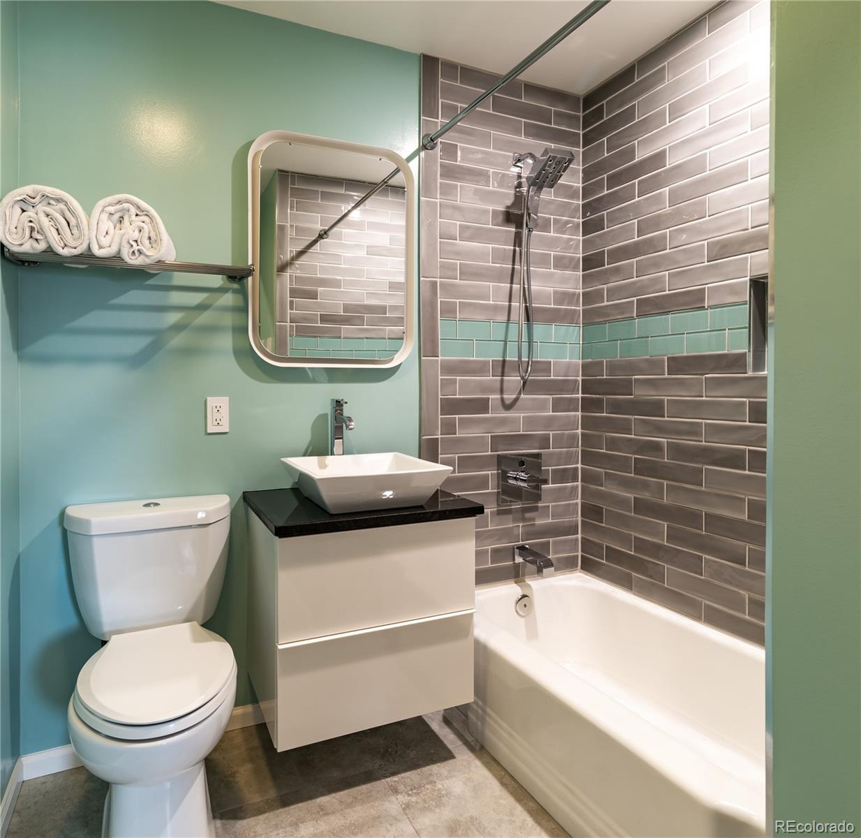 MLS Image #17 for 3400 s ivy way,denver, Colorado