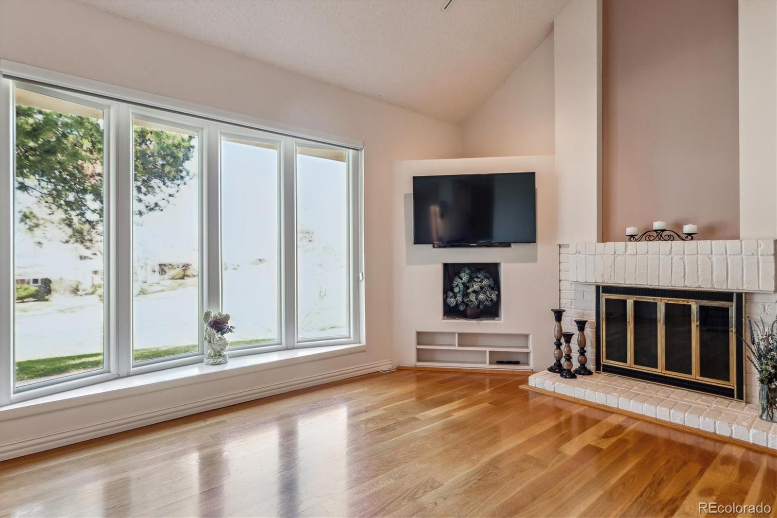 MLS Image #11 for 7641 s rosemary circle,centennial, Colorado