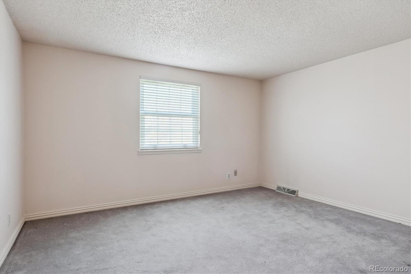 MLS Image #18 for 7641 s rosemary circle,centennial, Colorado