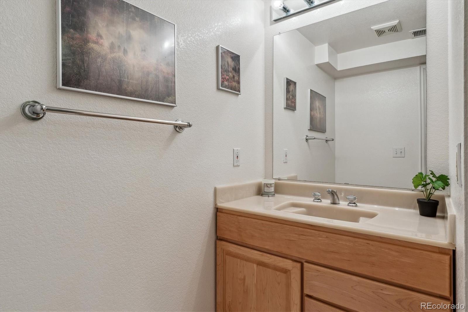 MLS Image #22 for 7641 s rosemary circle,centennial, Colorado