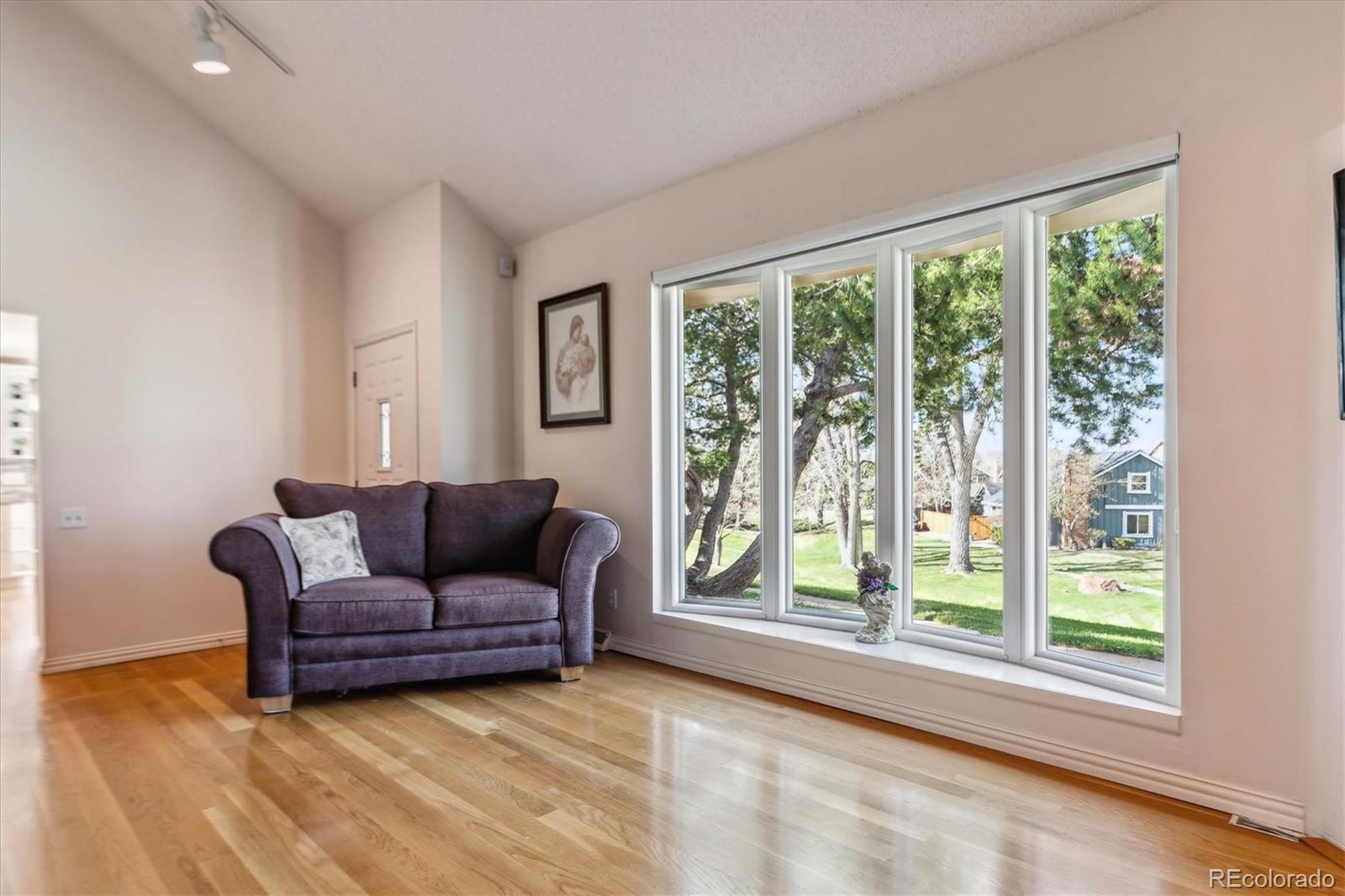 MLS Image #4 for 7641 s rosemary circle,centennial, Colorado
