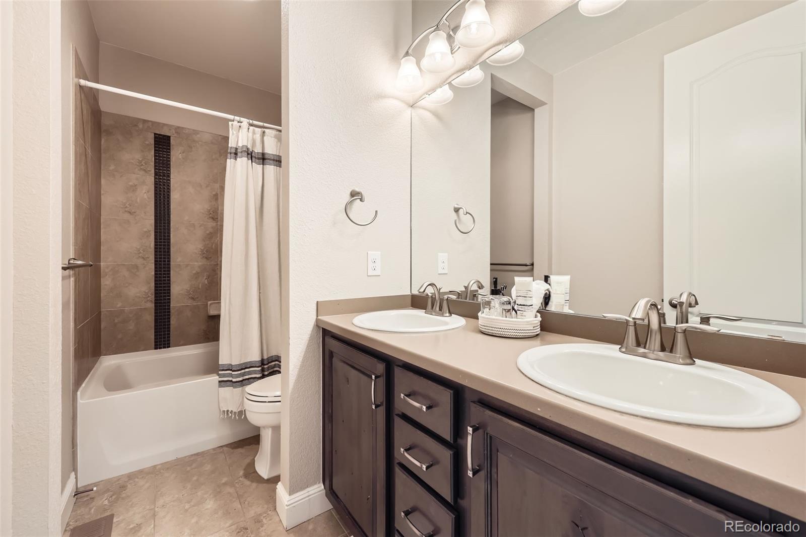 MLS Image #22 for 14971  blue jay court,broomfield, Colorado