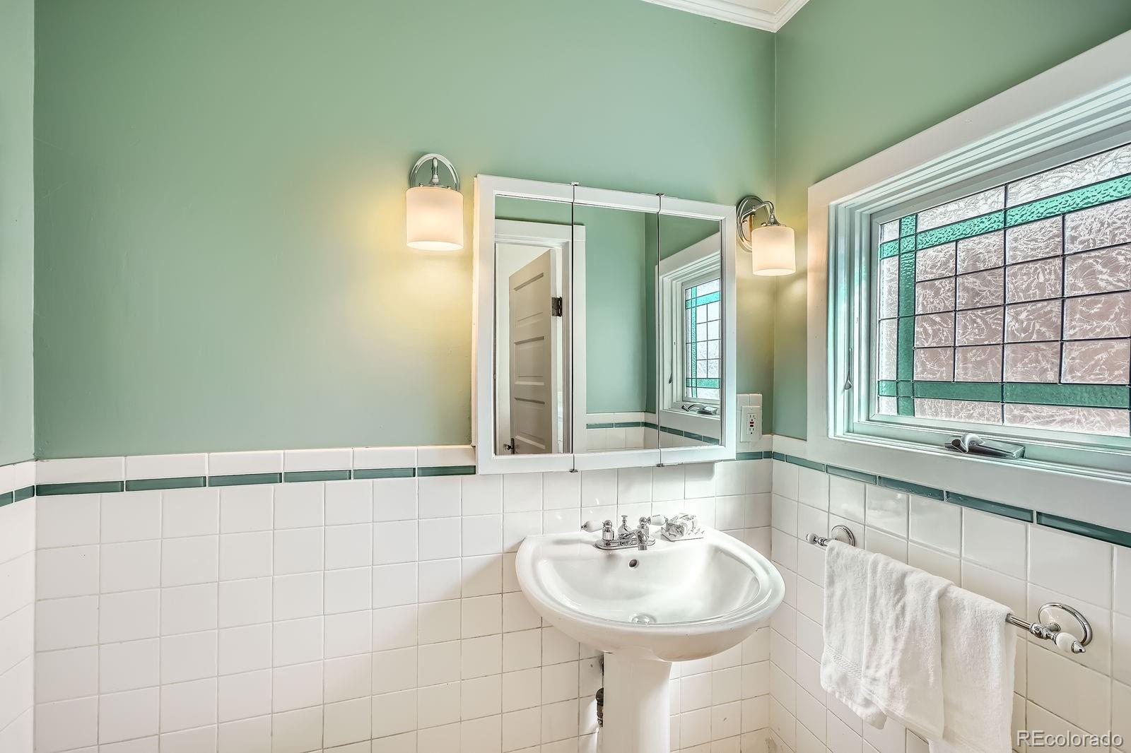 MLS Image #17 for 153 s grant street,denver, Colorado