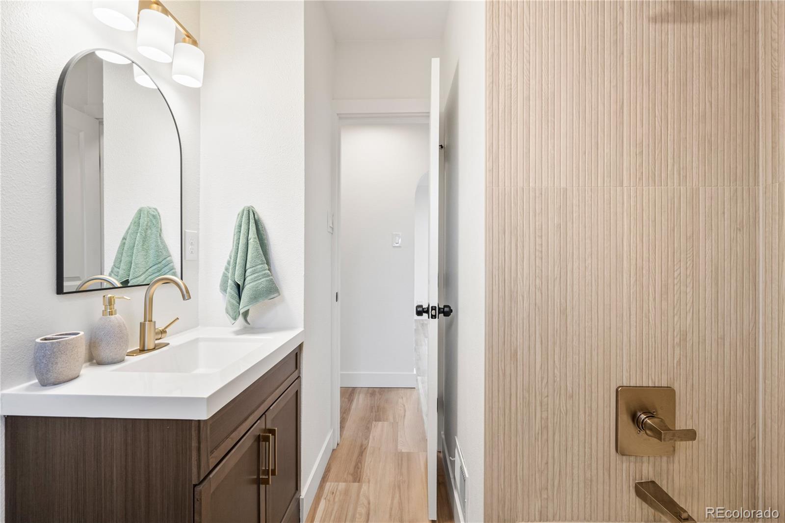 MLS Image #19 for 2822 w archer place,denver, Colorado