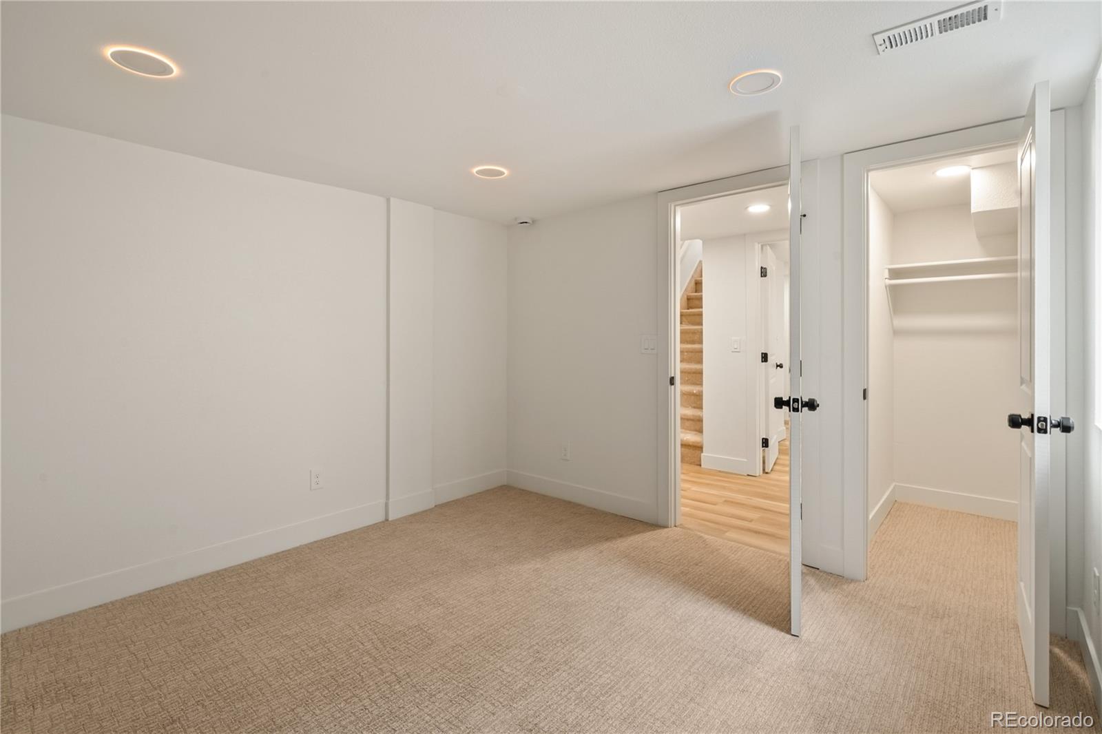 MLS Image #41 for 2822 w archer place,denver, Colorado