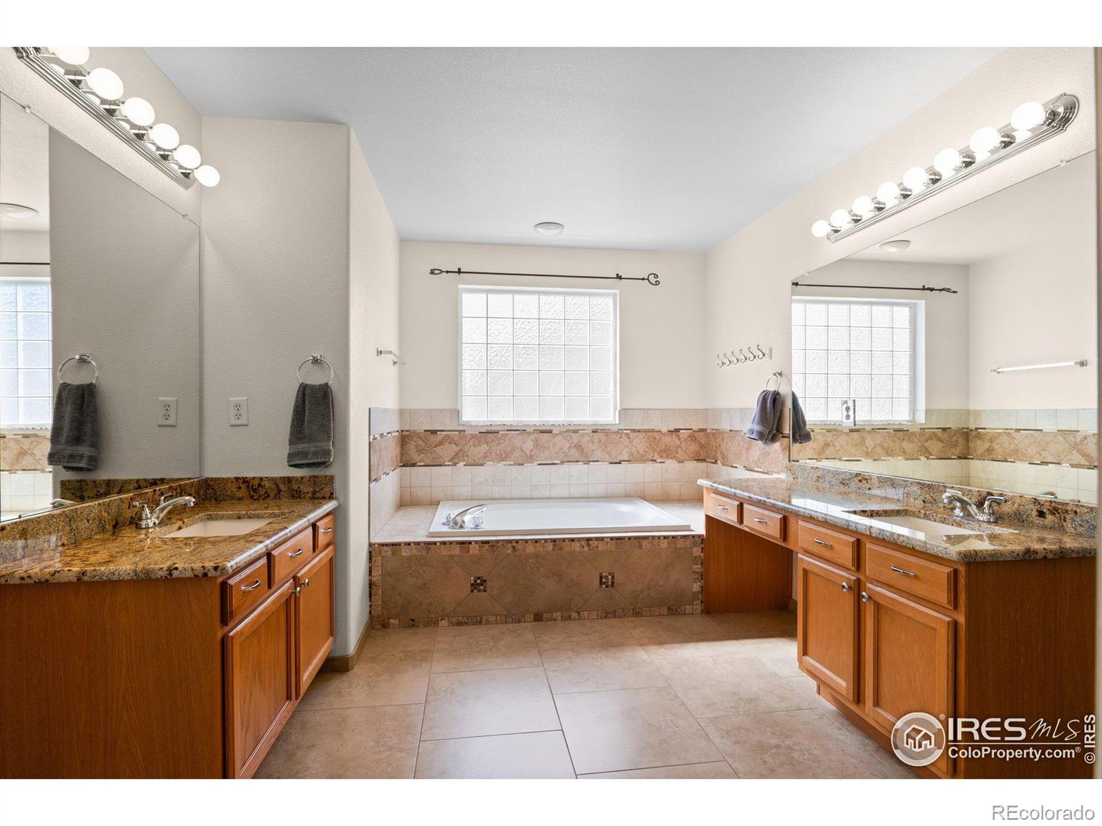 MLS Image #23 for 13723  milwaukee court,thornton, Colorado