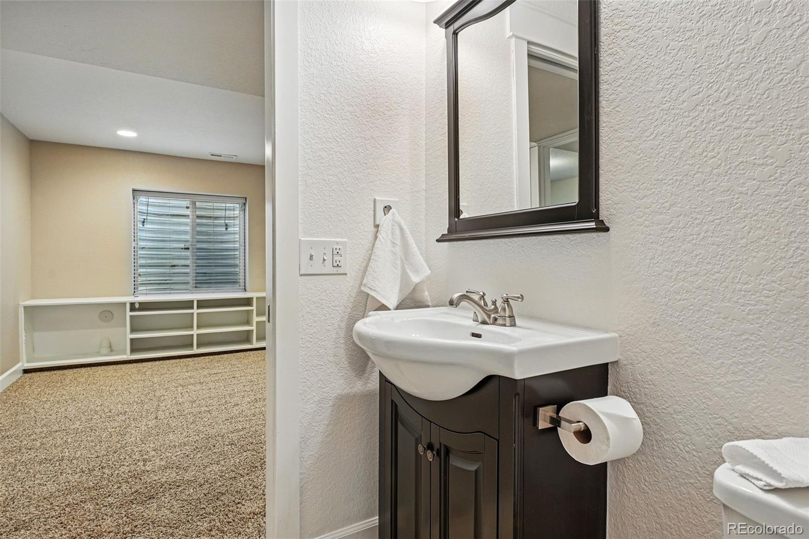 MLS Image #27 for 2521 n xenia street,denver, Colorado