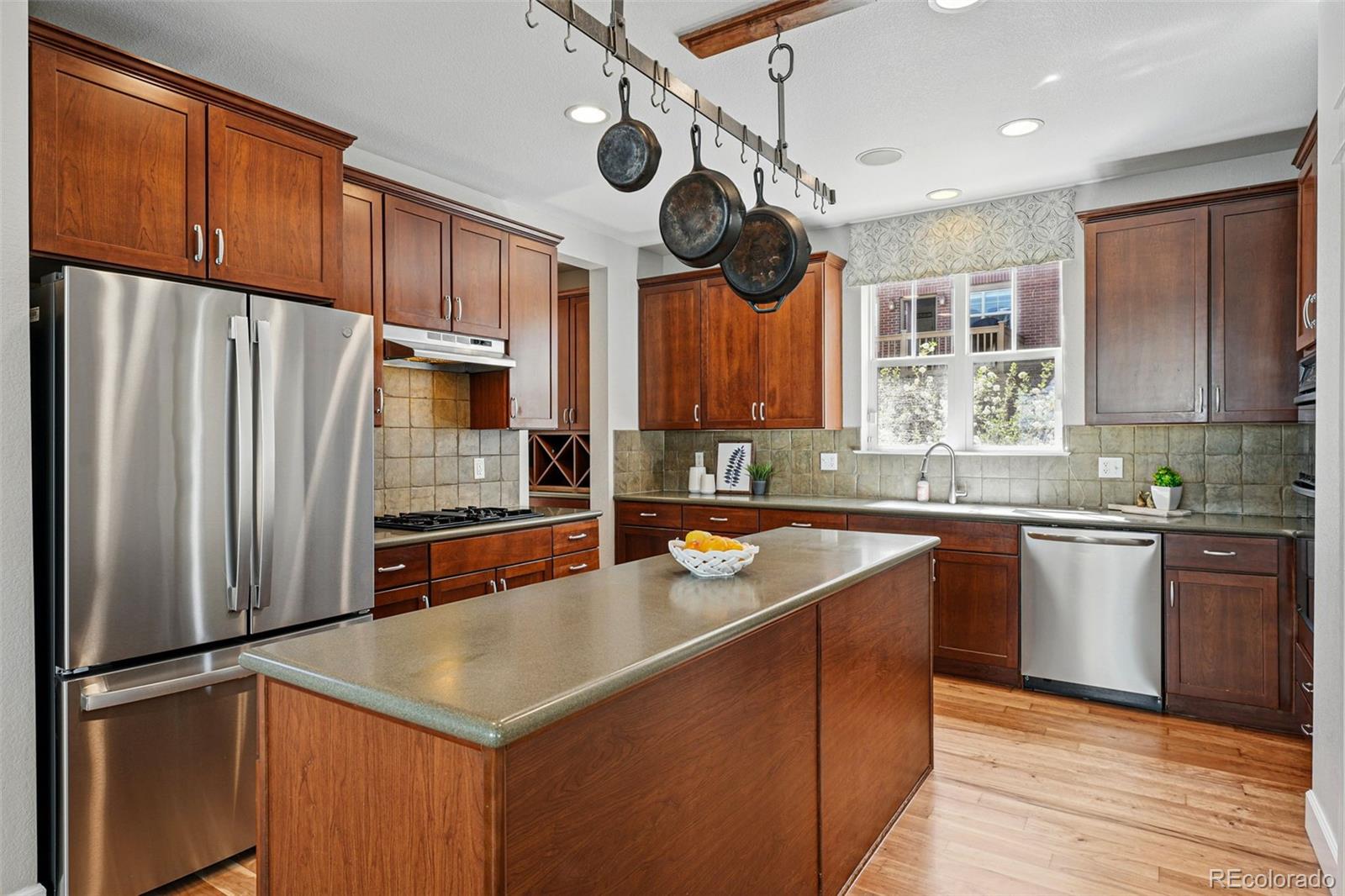 MLS Image #6 for 2521 n xenia street,denver, Colorado