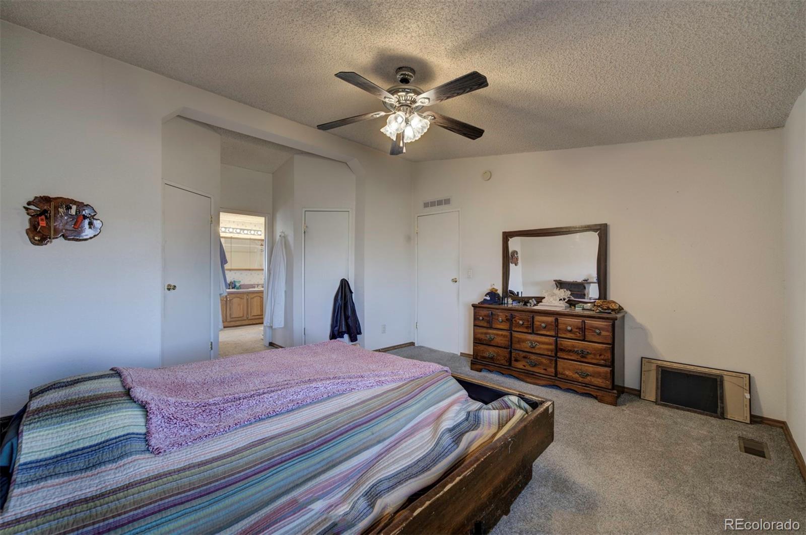MLS Image #17 for 908 e waverly drive,pueblo, Colorado