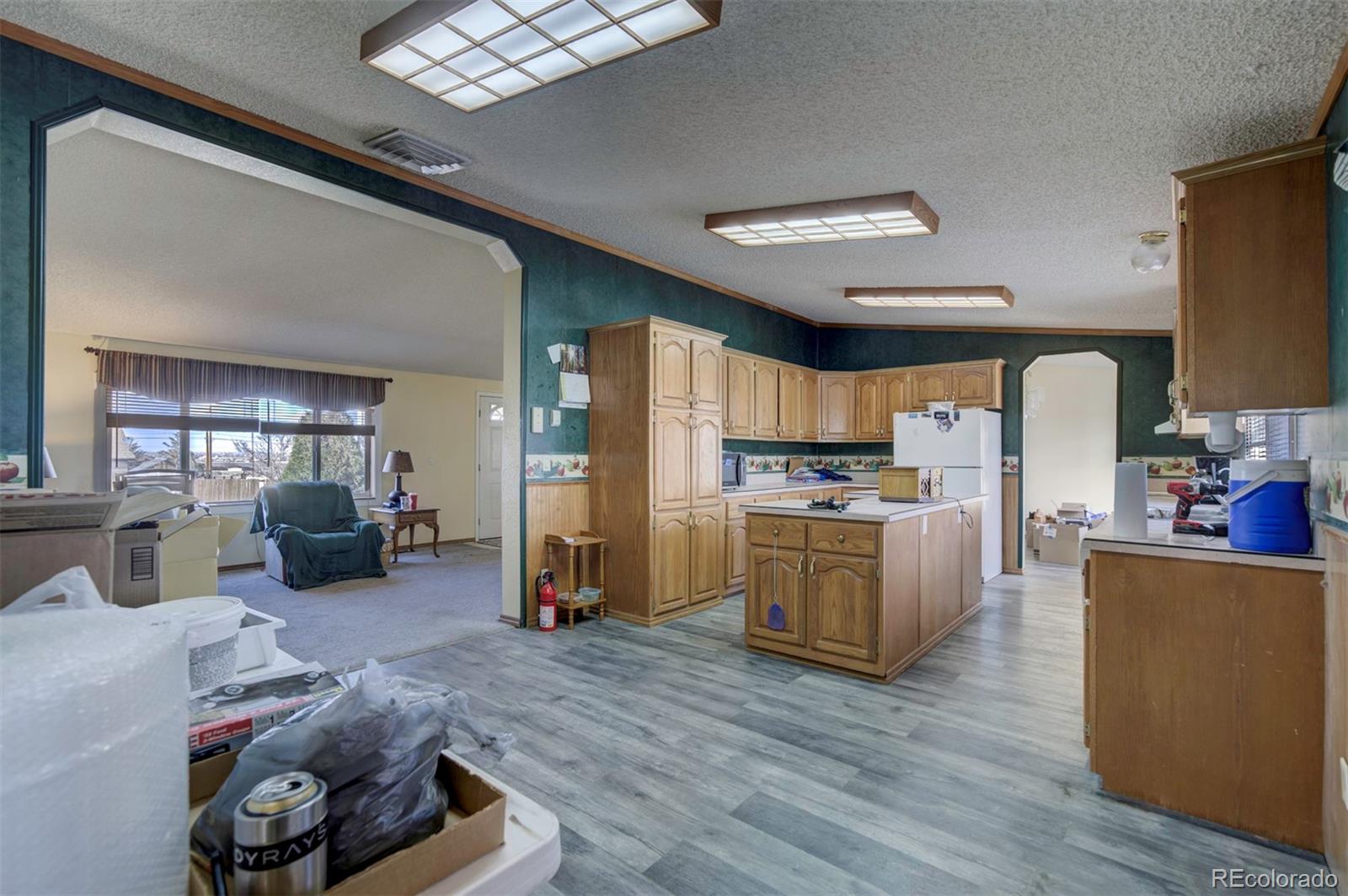 MLS Image #4 for 908 e waverly drive,pueblo, Colorado