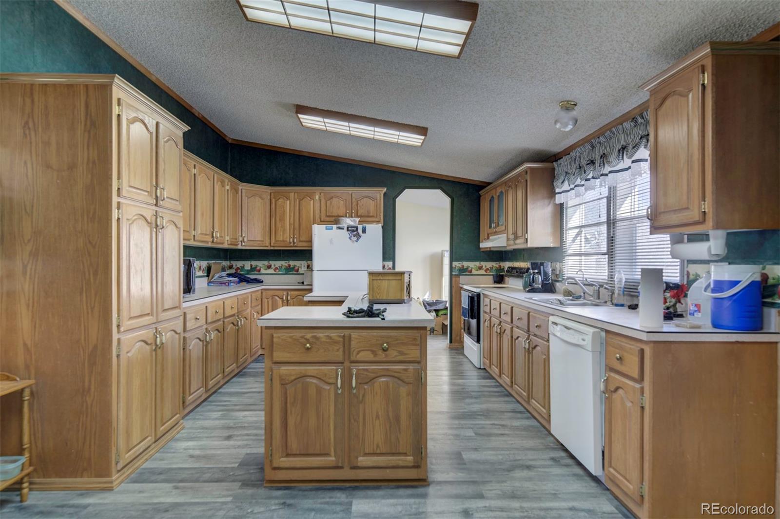 MLS Image #5 for 908 e waverly drive,pueblo, Colorado