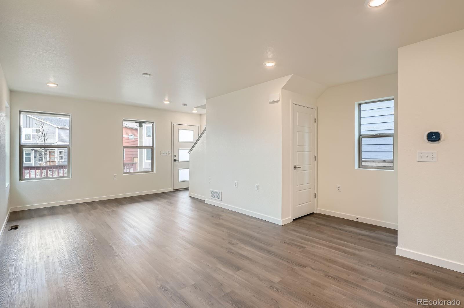 MLS Image #12 for 10351 e 62nd place,denver, Colorado
