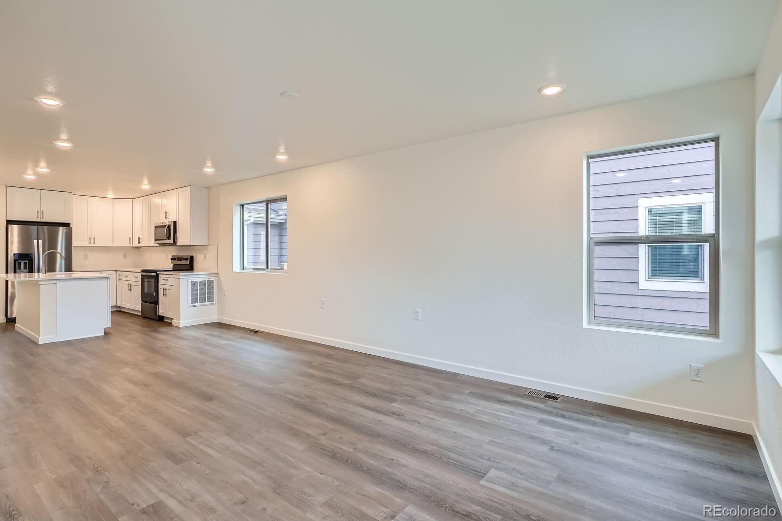 MLS Image #13 for 10351 e 62nd place,denver, Colorado