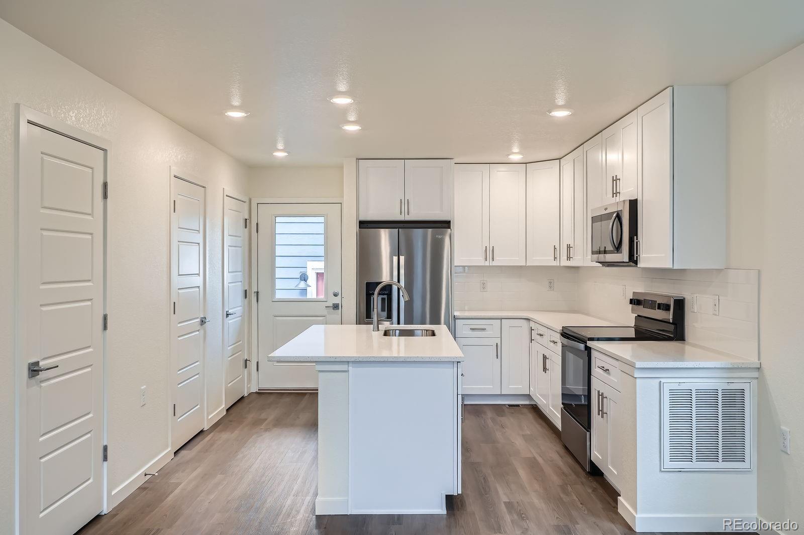 MLS Image #20 for 10351 e 62nd place,denver, Colorado