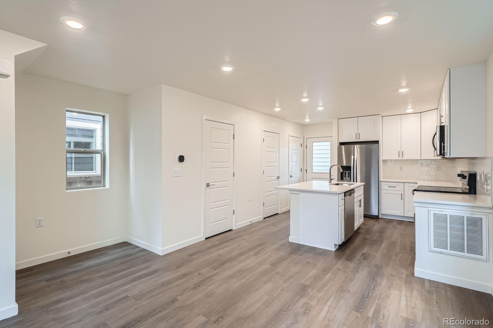 MLS Image #22 for 10351 e 62nd place,denver, Colorado