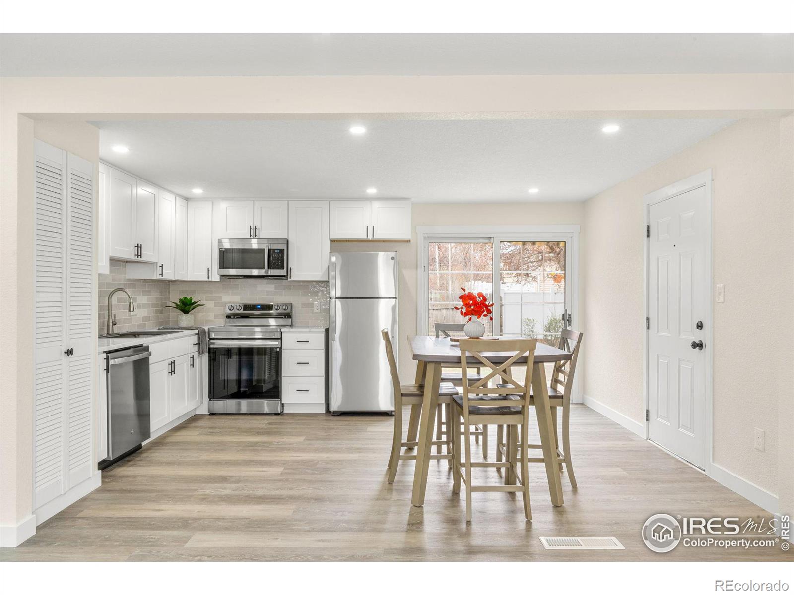 MLS Image #11 for 6460 w 76th avenue,arvada, Colorado