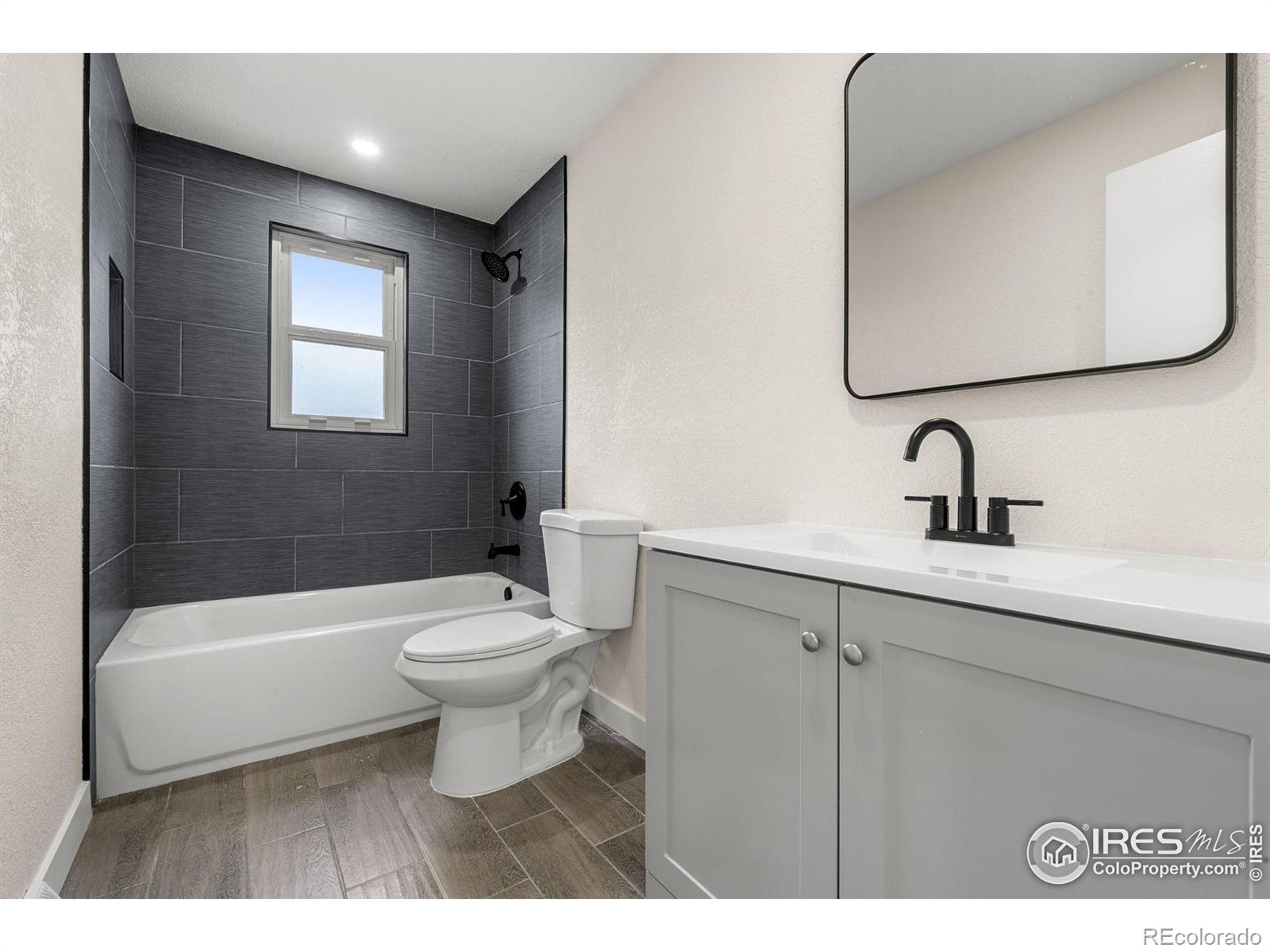 MLS Image #13 for 6460 w 76th avenue,arvada, Colorado