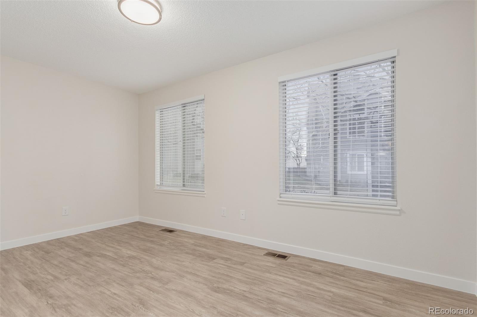 MLS Image #10 for 12585 e tennessee circle,aurora, Colorado
