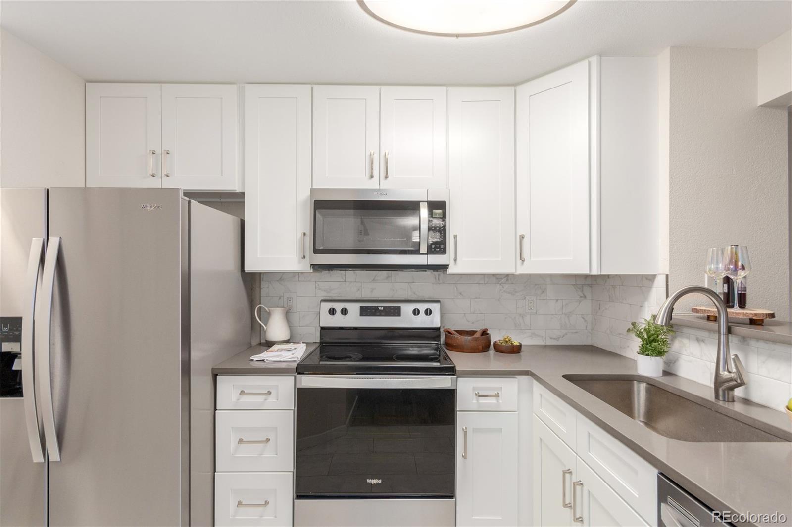 MLS Image #8 for 12585 e tennessee circle,aurora, Colorado