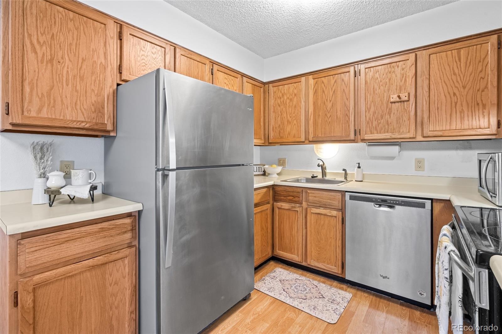 MLS Image #10 for 201  wright street,lakewood, Colorado