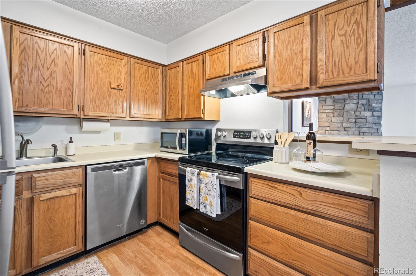 MLS Image #9 for 201  wright street,lakewood, Colorado
