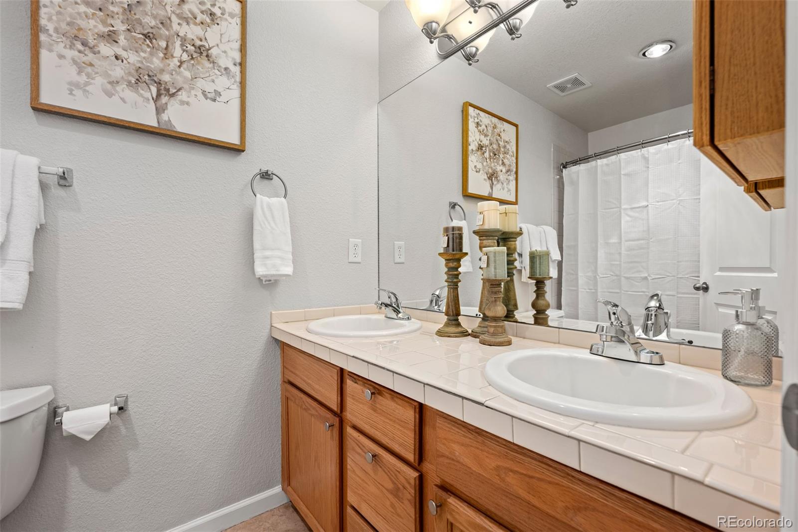 MLS Image #16 for 6343 e ohio avenue,denver, Colorado