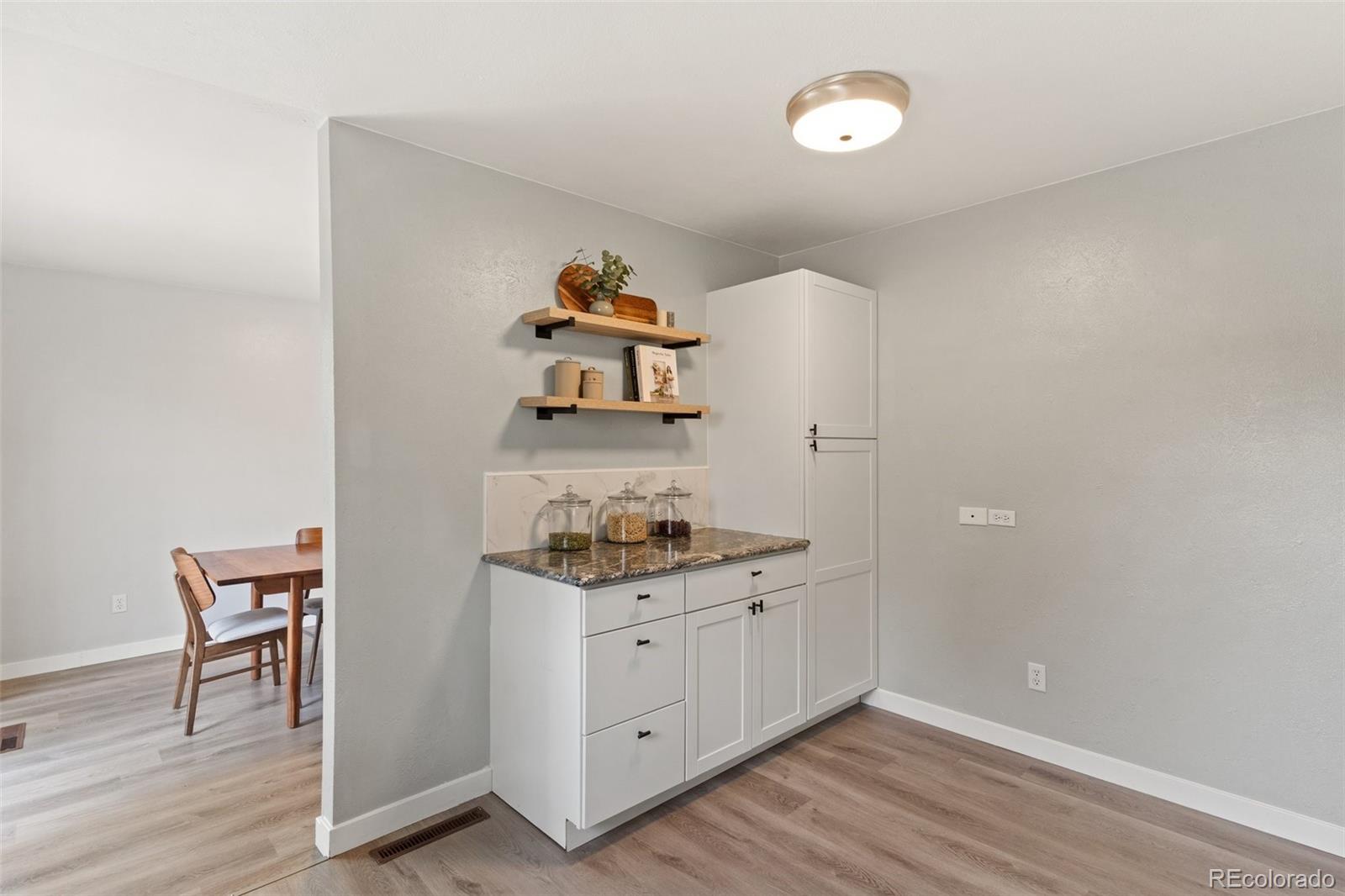 MLS Image #10 for 1713  russell circle,colorado springs, Colorado