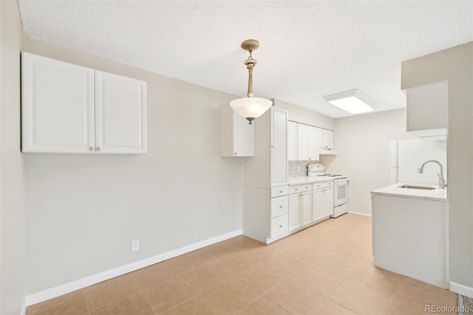MLS Image #8 for 7395 e quincy avenue,denver, Colorado