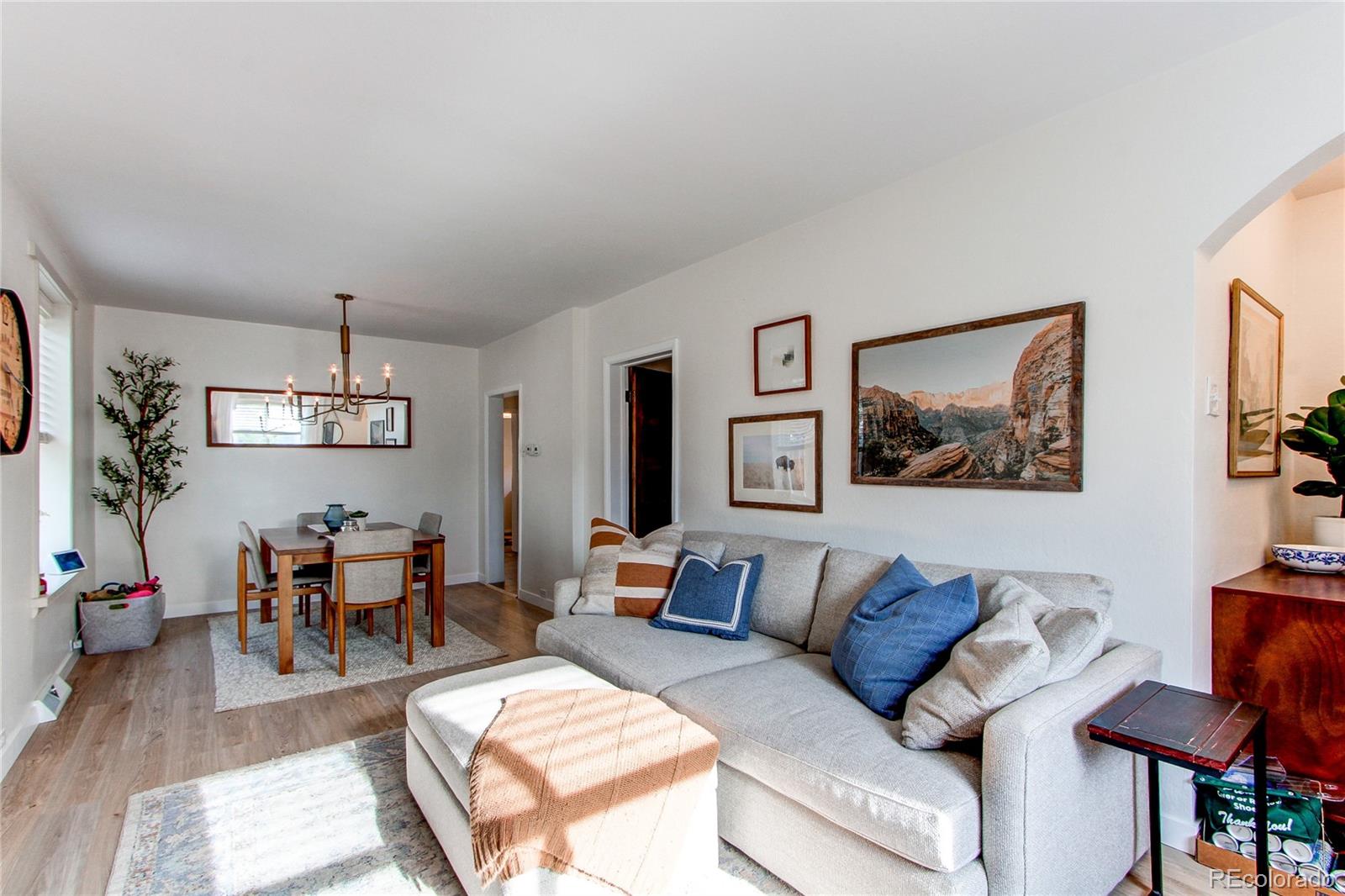 MLS Image #11 for 3052 s cherokee street,englewood, Colorado