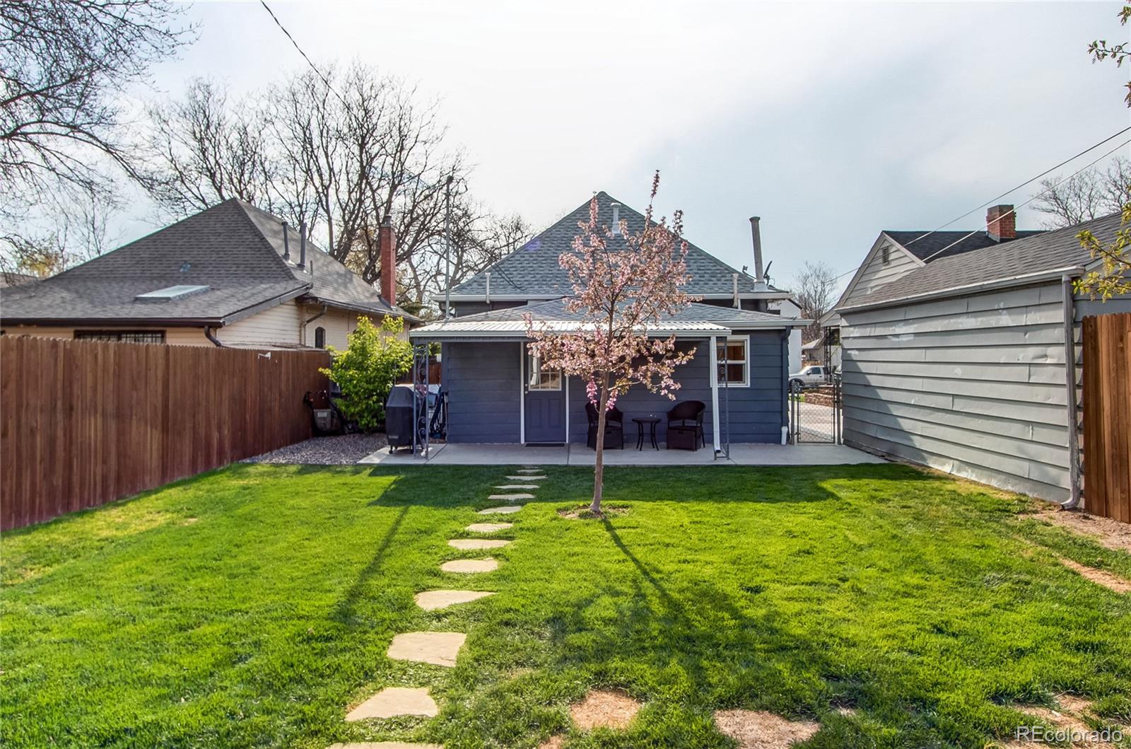 MLS Image #3 for 3052 s cherokee street,englewood, Colorado