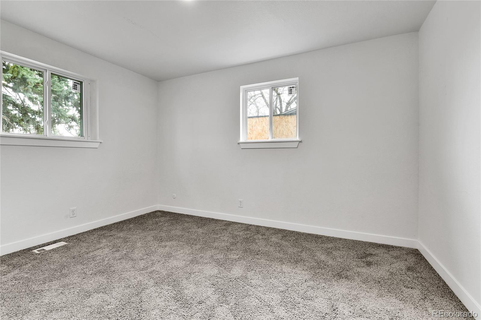 MLS Image #14 for 12801  randolph place,denver, Colorado
