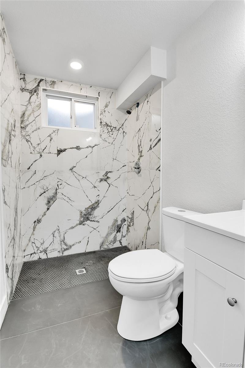 MLS Image #20 for 12801  randolph place,denver, Colorado